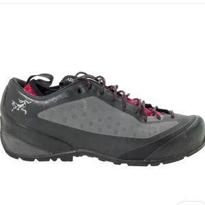 Arc’Teryx Women’s Acrux GTX Approach Shoes